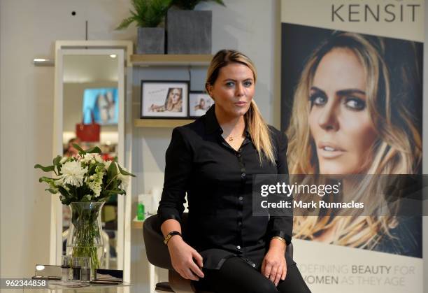 Marks Patsy 746 Marks Spencer Lc Stock Photos, High-Res Pictures, and Images ...