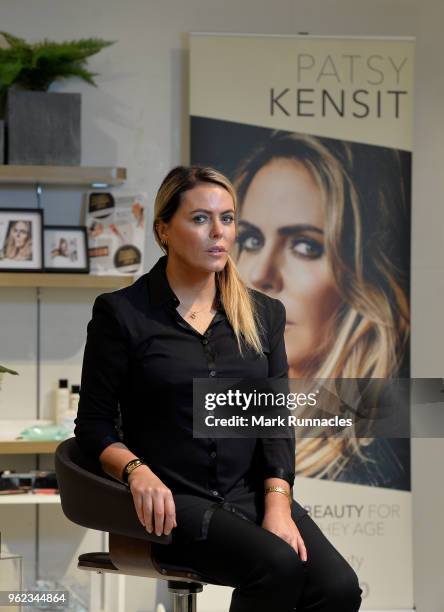 Marks Patsy 489 パッツィ ケンジット 写真 Stock Photos, High-Res Pictures, and Images - Getty ...