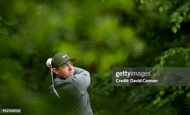 Rory McIlroy of Northern Ireland plays his tee shot on the par 3, fifth hole during the second round of the 2018 BMW PGA Championship on the West...