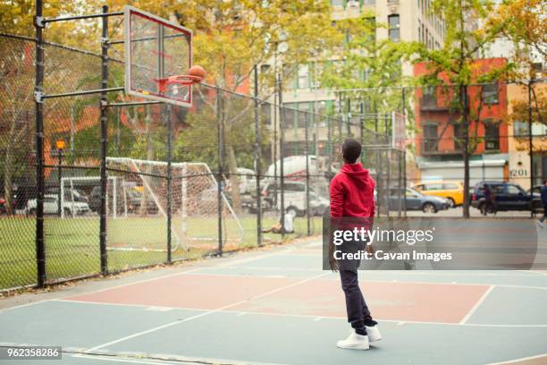 Basketball Full Court Photos and Premium High Res Pictures - Getty Images