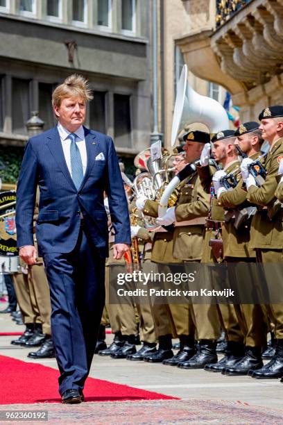 King Willem-Alexander of The Netherlands during an official farewell ceremony at the Grand Ducal Palace of Luxembourg on May 25, 2018 in Luxembourg,...