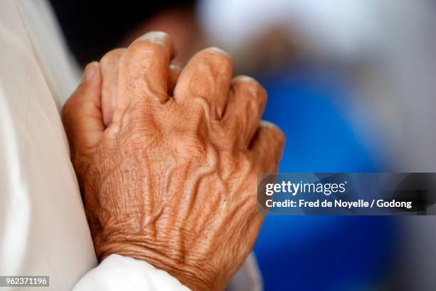 cao dai temple. main praying. close-up. phu quoc. vietnam. - cao dai temple stock pictures, royalty-free photos & images