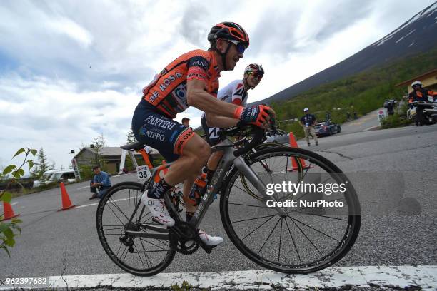Damiano Cunego and Kazushige Kuboki on their way to finish line of Fujisan stage, 32.9km on Fuji International Speedway Road Circuit, the sixth stage...