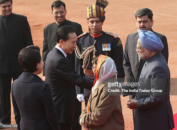President of the Republic of South Korea Lee Myung-bak and his wife Kim Yoon-ok being received by President Pratibha Patil and Prime Minister...
