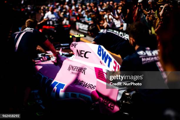 Force India mechanics pushing the 31 Esteban Ocon from France Force India F1 VJM11 car during the Monaco Formula One Grand Prix at Monaco on 25th of...