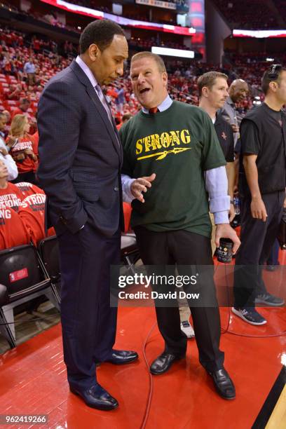 Houston Rockets owner Tilman Fertitta speaks with Stephen A. Smith before the game between Houston Rockets and Golden State Warriors in Game Five of...