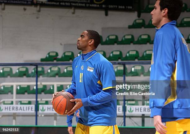 Alan Anderson, #11 of Maccabi Electra warms up before the tip off of the Euroleague Basketball 2009-2010 Last 16 Game 1 between Montepaschi Siena vs...