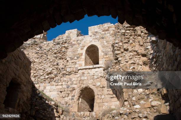 jordan, al-karak, kerak crusader castle - rampart fotografías e imágenes de stock