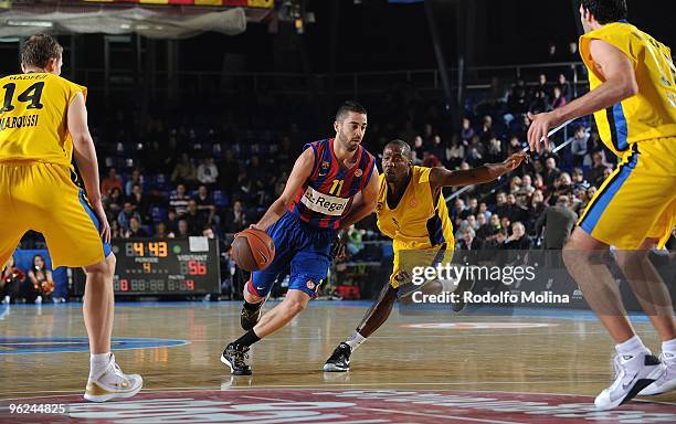 Juan Carlos Navarro, #11 of Regal FC Barcelona in action during the Euroleague Basketball 2009-2010 Last 16 Game 1 between Regal FC Barcelona vs...