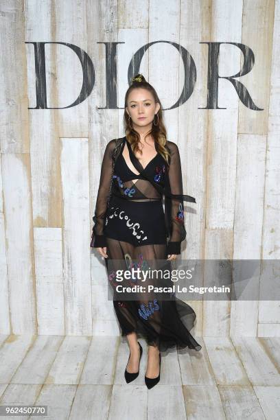 Billie Lourd poses at a photocall during Christian Dior Couture S/S19 Cruise Collection on May 25, 2018 in Chantilly, France.