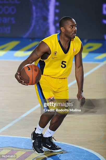 Billy Keys, #5 of Maroussi BC in action during the Euroleague Basketball 2009-2010 Last 16 Game 1 between Regal FC Barcelona vs Maroussi BC at Palau...