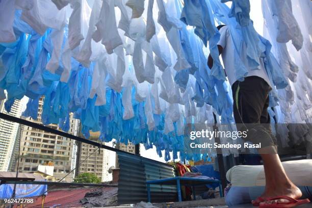 dhobi ghat - dhobi ghat stock pictures, royalty-free photos & images