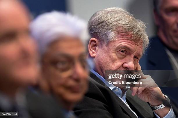 Michael Rak Toronto 178 Michael Rake Stock Photos, High-Res Pictures, and Images - Getty Images