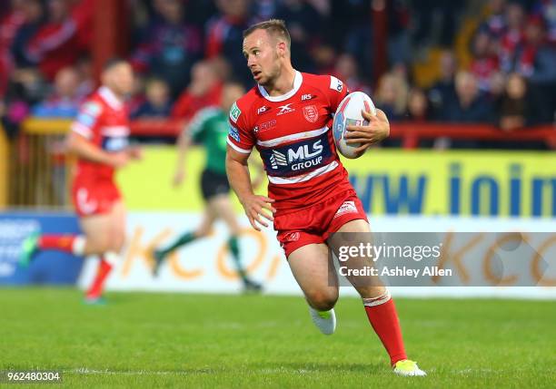 Adam Quinlan of Hull KR gathers the ball during the Betfred Super League at KCOM Craven Park on May 25, 2018 in Hull, England.