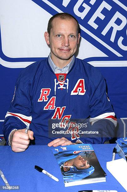 Former New York Rangers hockey player Adam Graves attends the 16th annual Skate with the Greats at Rockefeller Center on January 28, 2010 in New York...