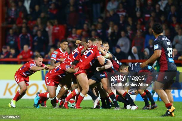 Wigan Warriors and Hull KR scrum during the Betfred Super League at KCOM Craven Park on May 25, 2018 in Hull, England.