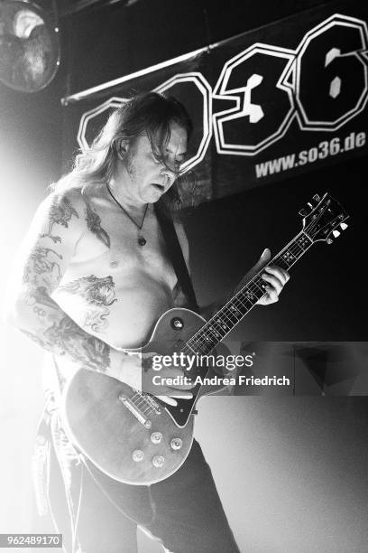 Matt Pike of Sleep performs live on stage during a concert at SO 36 Berlin on May 25, 2018 in Berlin, Germany.