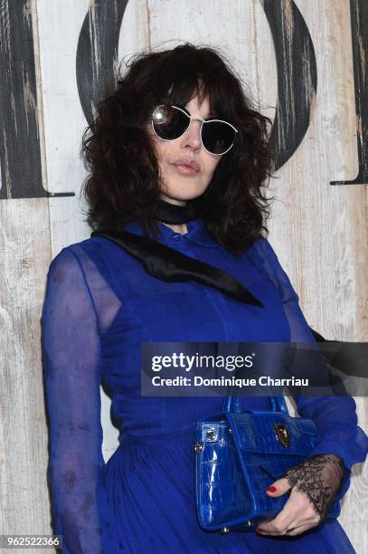 Isabelle Adjani poses at a photocall during Christian Dior Couture S/S19 Cruise Collection on May 25, 2018 in Chantilly, France.