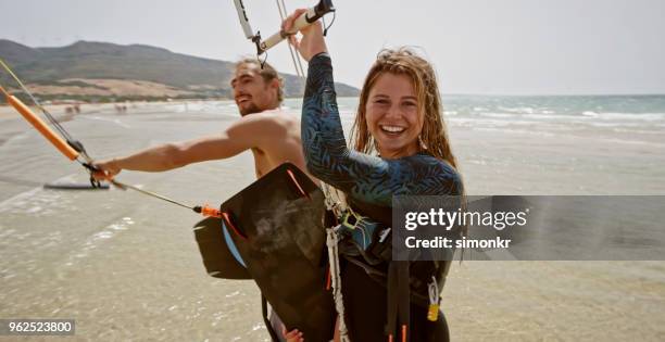 kitesurf - kite foto e immagini stock