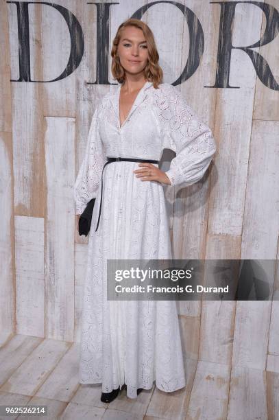 Arizona Muse attends the Christian Dior Couture S/S19 Cruise Collection Photocall At Grandes Ecuries De Chantillyon May 25, 2018 in Chantilly, France.