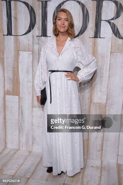 Arizona Muse attends the Christian Dior Couture S/S19 Cruise Collection Photocall At Grandes Ecuries De Chantillyon May 25, 2018 in Chantilly, France.