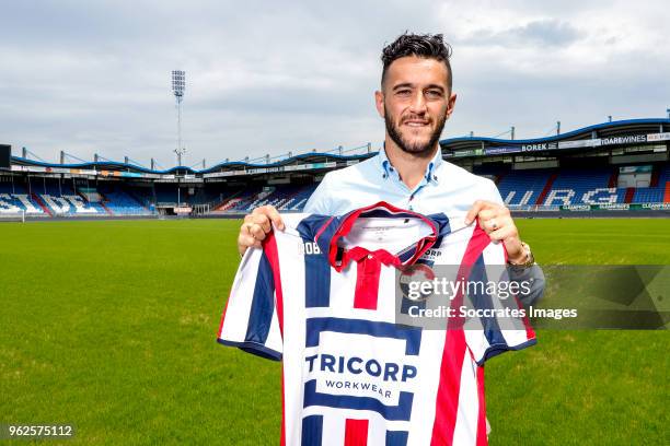 Pol Llonch Puyalto of Willem II signing a contract during the Pol Llonch Puyalto on May 24, 2018