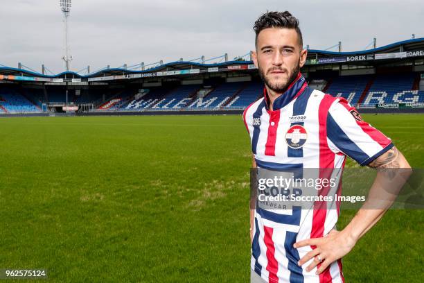 Pol Llonch Puyalto of Willem II signing a contract during the Pol Llonch Puyalto on May 24, 2018