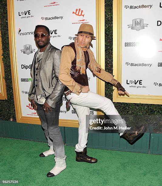 Singers will.i.am and Taboo attend the 1st Annual Data Awards presented by wil.i.am, the Black Eyed Peas and Dipdive at the Palladium on January 28,...