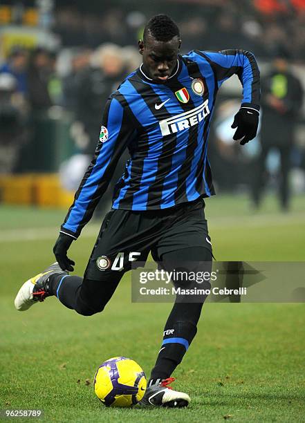 Mario Balotelli of FC Inter Milan in action during the Tim Cup match between FC Inter Milan and Juventus FC at Stadio Giuseppe Meazza on January 28,...
