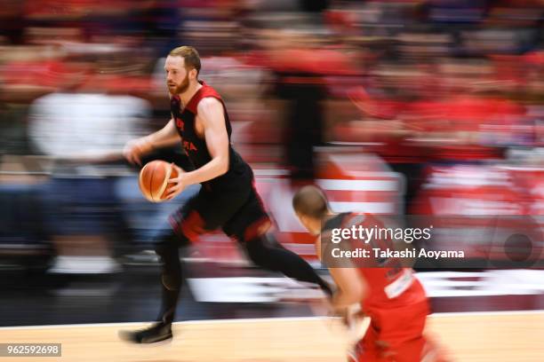 Alex Kirk of the Alvark Tokyo drives to the basket during the B.League Championship Final between Alvark Tokyo and Chiba Jets at Yokohama Arena on...