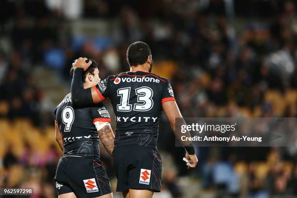 Adam Blair and Issac Luke of the Warriors share a moment during the round 12 NRL match between the New Zealand Warriors and the South Sydney...