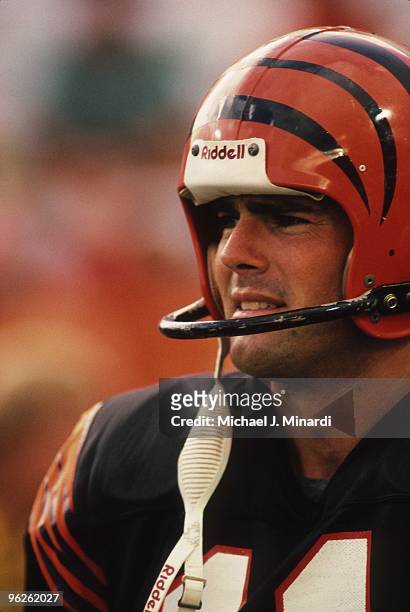 Punter Lee Johnson of the Cincinnati Bengals waits to kick a punt in a NFL game against the Tampa Bay Buccaneers In Tampa Stadium on August 11, 1990....
