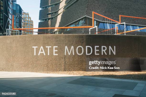 the tate modern typeface and identity - tate britain stock pictures, royalty-free photos & images