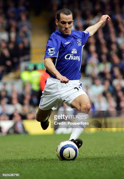 Leon Osman of Everton in action during the Barclays Premiership match between Liverpool and Everton at Anfield in Liverpool on March 25, 2006....