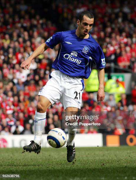 Leon Osman of Everton in action during the Barclays Premiership match between Liverpool and Everton at Anfield in Liverpool on March 25, 2006....