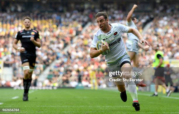 Chris Wyles of Saracens touches down for the second try during the Aviva Premiership Final between Saracens and Exeter Chiefs at Twickenham Stadium...