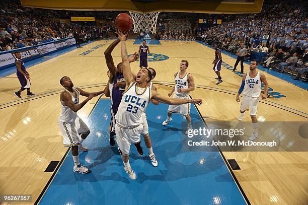 Tyler Honeycutt in action vs Washington. Los Angeles, CA 1/21/2010 CREDIT: John W. McDonough