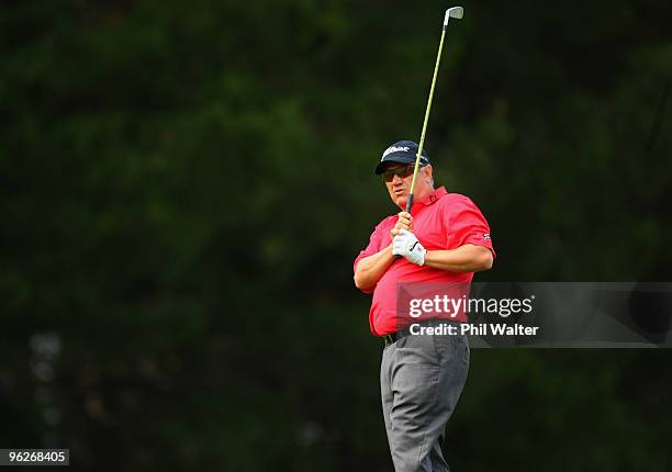 Peter O'Malley of Australia plays a shot on the 1st hole during day three of the New Zealand Open at The Hills Golf Club on January 30, 2010 in...