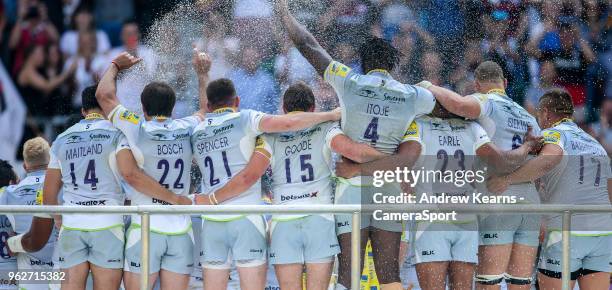 Saracens celebrate after lifting the trophy during the Aviva Premiership Final between Exeter Chiefs and Saracens at Twickenham Stadium on May 26,...