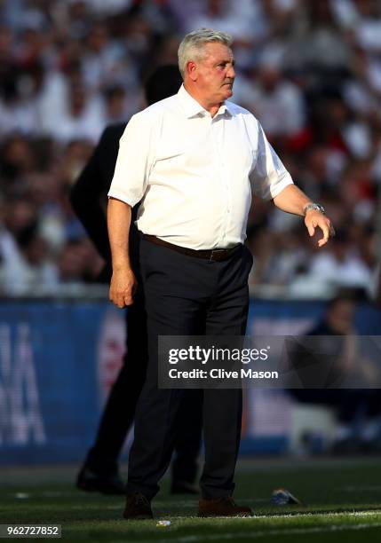 Steve Bruce, Manager of Aston Villa reacts during the Sky Bet Championship Play Off Final between Aston Villa and Fulham at Wembley Stadium on May...