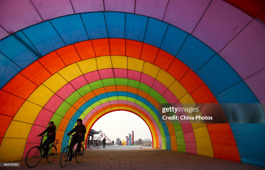 Chinese People Prepare For Lunar New Year