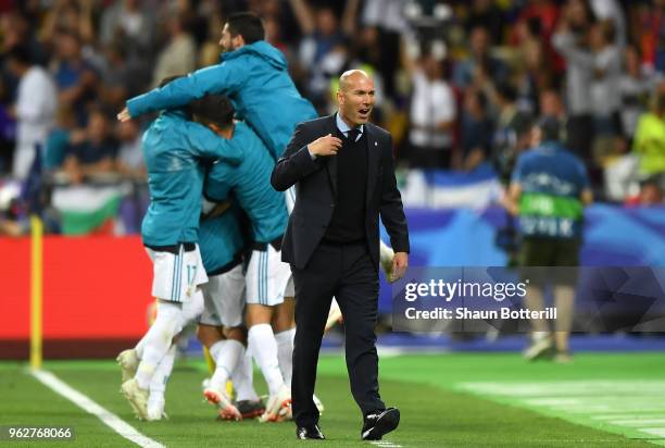 Zinedine Zidane, Manager of Real Madrid celebrates after his sides second goal during the UEFA Champions League Final between Real Madrid and...