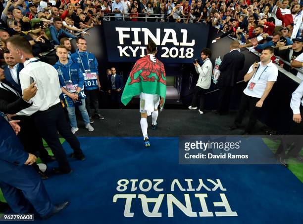 Gareth Bale of Real Madrid leaves the pitch following his sides victory in the UEFA Champions League Final between Real Madrid and Liverpool at NSC...