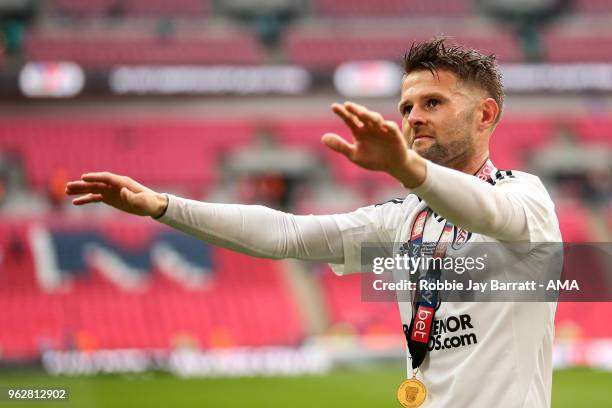 Oliver Norwood of Fulham waves to the fans during the Sky Bet Championship Play Off Final between Aston Villa and Fulham at Wembley Stadium on May...