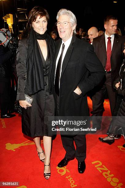 Actor Richard Gere and partner Carey Lowell attend the Goldene Kamera 2010 Award at the Axel Springer Verlag on January 30, 2010 in Berlin, Germany.