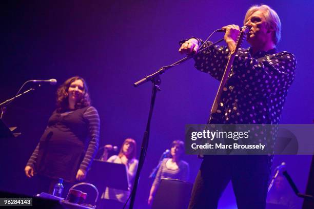 Katherine Williams and Robyn Hitchcock perform on stage at the Queen Elizabeth Hall on January 30, 2010 in London, England.