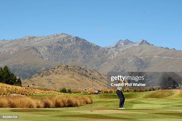 Robert Gates of the USA plays up onto the green of the 2nd hole during day four of the New Zealand Open at The Hills Golf Club on January 31, 2010 in...