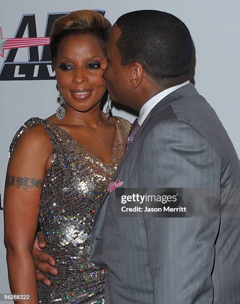 Singer Mary J. Blige and Kendu Isaacs arrive at the 52nd Annual GRAMMY Awards - Salute To Icons Honoring Doug Morris held at The Beverly Hilton Hotel...