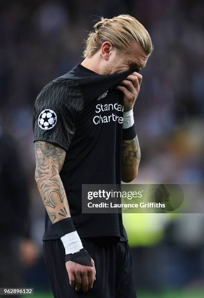 Loris Karius of Liverpool breaks down in tears after defeat in the UEFA Champions League final between Real Madrid and Liverpool on May 26, 2018 in...