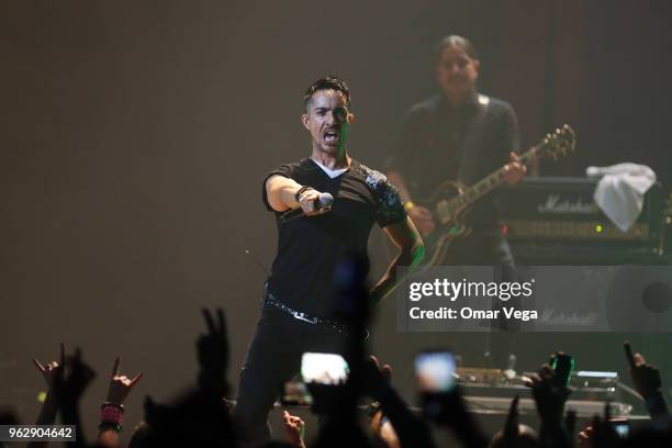 Mexican singer Alfonso Pichardo of Electronic band Moenia performs during the Belanova and Moenia Concert as part of the 'Fantom' USA Tour 2018 at...